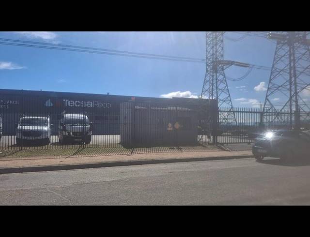 INDUSTRIAL PROPERTY TO RENT IN TULISA PARK